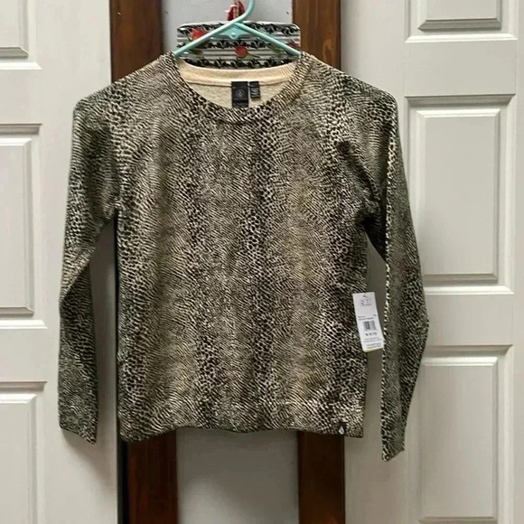 Volcom Other - Girls sweatshirt- 8/10
